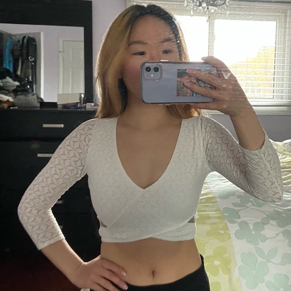 Xs Dynamite White Lace Long-Sleeve - Picture 1 of 1